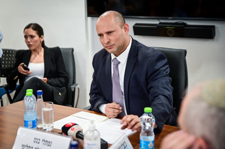 Naftali Bennett songe à se présenter aux prochaines élections
