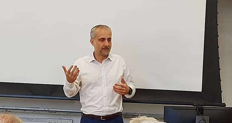 La politique étrangère d’Israël face aux défis contemporains : conférence d’Emmanuel Navon à l’Université de Tel-Aviv