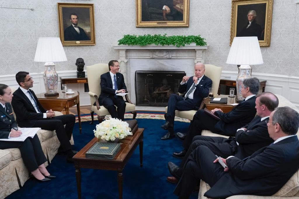 Biden à Herzog: ”Si Israël n’existait pas, il faudrait l’inventer”