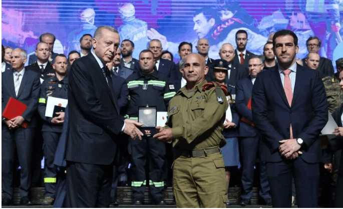 Erdogan récompense le colonel israélien Golan Wach