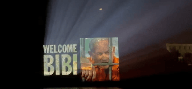 ”Netanyahou, un dictateur en fuite” : un message hostile à Netanyahou projeté sur la façade de la prison d’Alcatraz