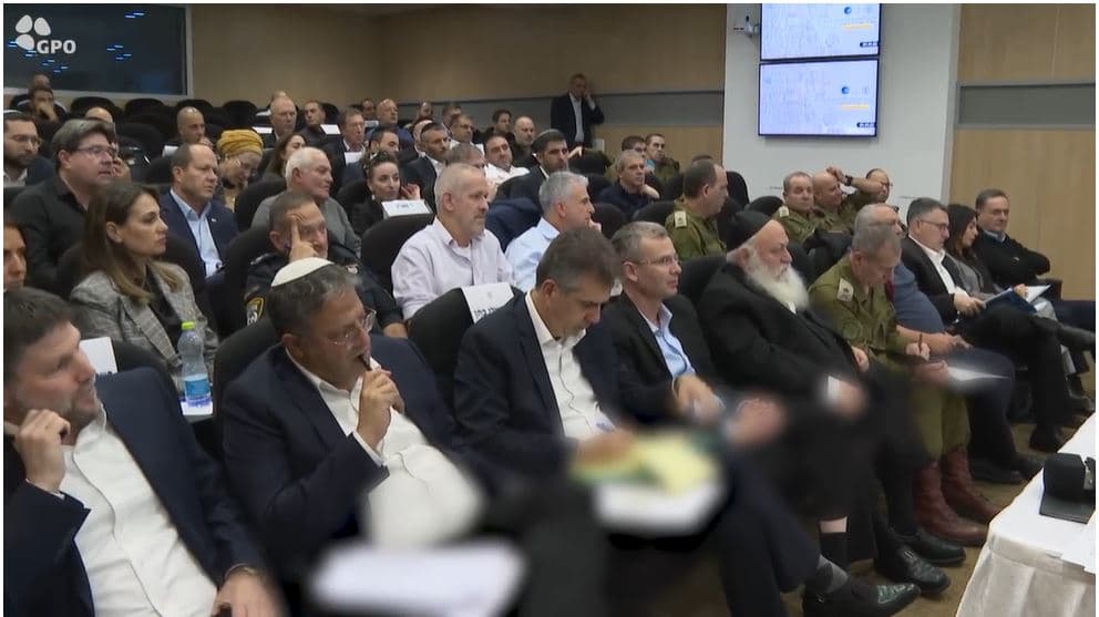 Le gouvernement a voté en faveur de l’accord de libération partielle des otages