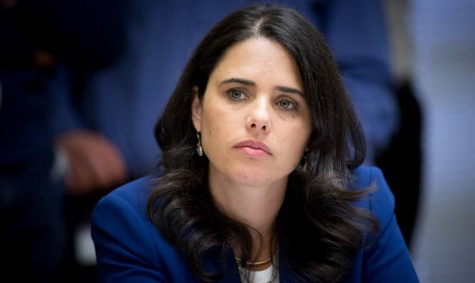 Ayelet Shaked harcelée, insultée et menacée