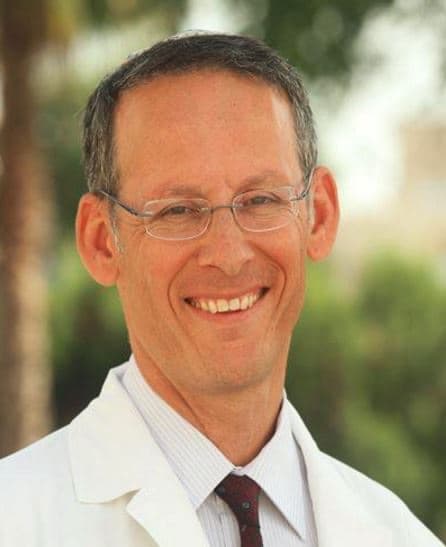 To be vaccinated, or not to be, par le Prof. Gabriel Izbicki