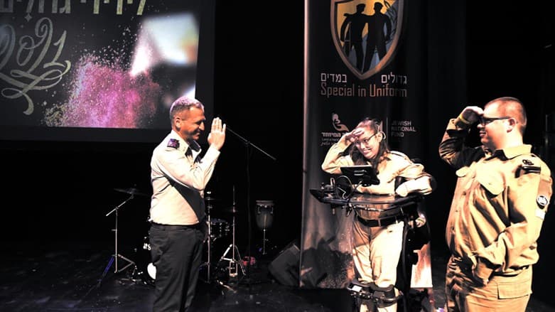 Emouvante cérémonie à Tsahal