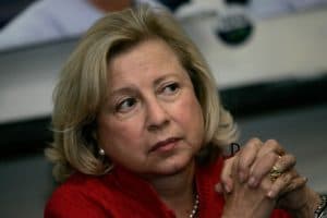 La réaction symptomatique d'une féministe aux révélations de Colette Avital !