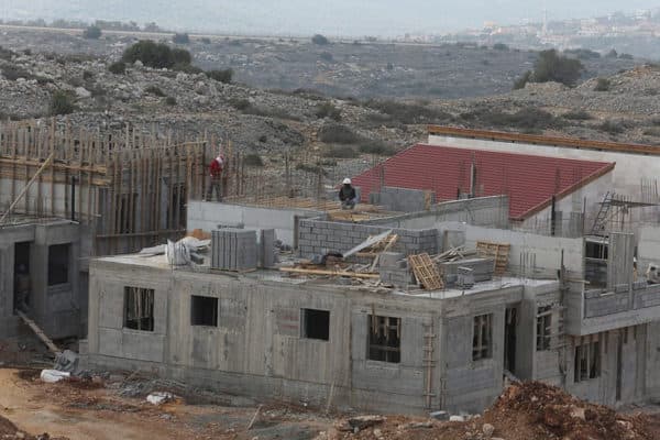 Construction juive : le conseil des localités hausse le ton