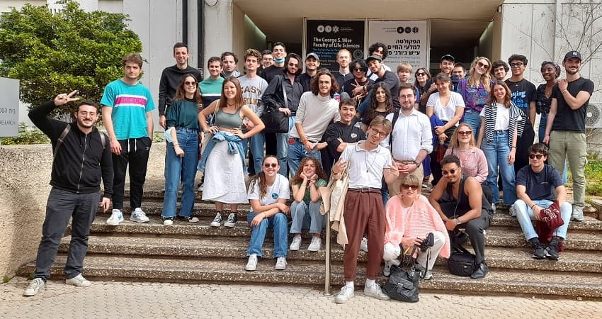 Une délégation d'étudiants de Sciences po sur le campus de l'Université de Tel-Aviv
