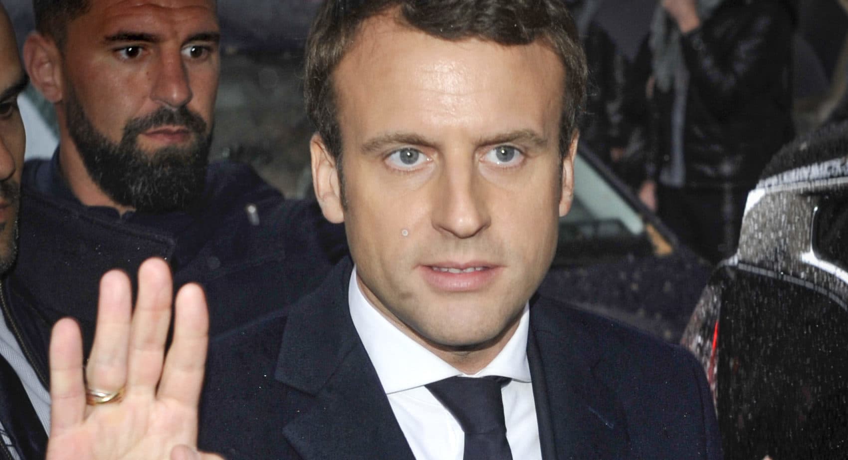 Crise politique au Liban : Emmanuel Macron "déçu" par le Hezbollah...