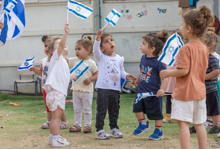 Comment parler de la guerre aux enfants ?