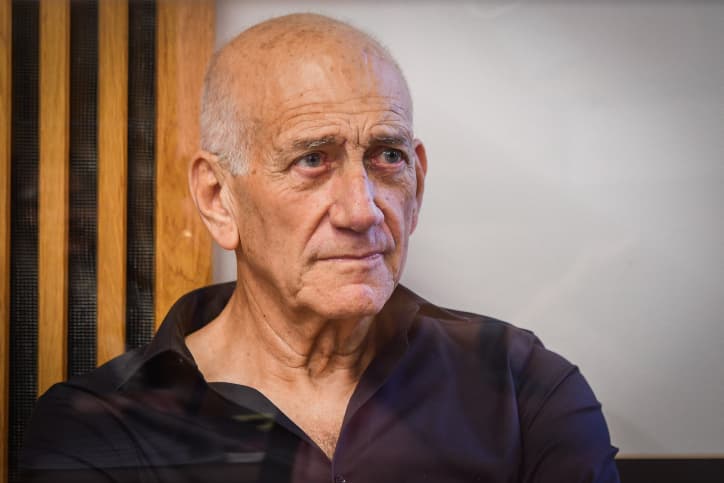 Ehoud Olmert appelle les chefs d’Etat du monde entier à boycotter le gouvernement israélien