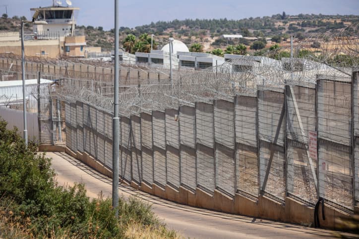 Ben Gvir veut supprimer la viande au menu des terroristes du commando No’hba emprisonnés en Israël