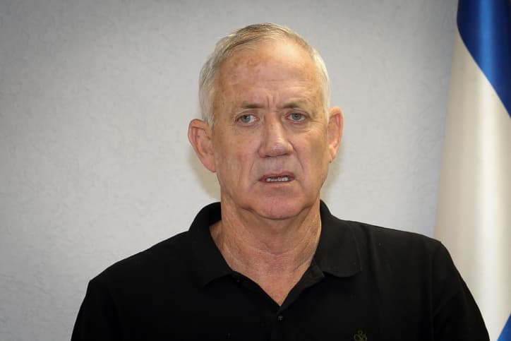 Malgré la guerre Benny Gantz a tenu à lire la Meguilat Eikha le soir de Ticha beAv