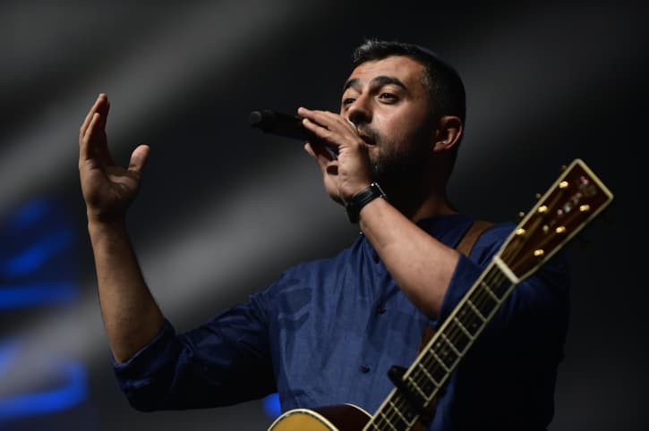 Ishay Ribo chante devant 15000 personnes au Madison Square Garden