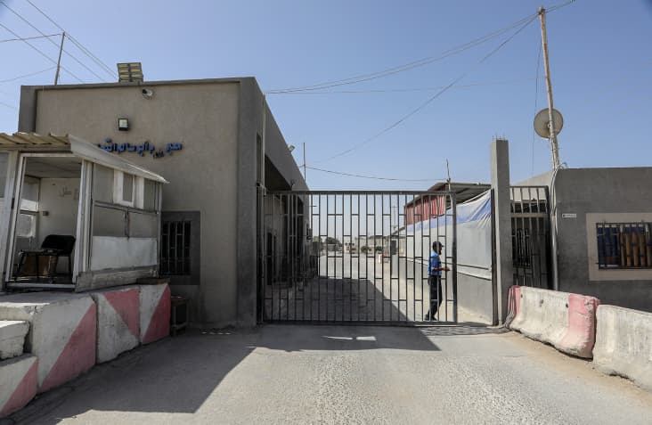 Pas uniquement de l’humanitaire: 100 corps ont été transférés à Gaza