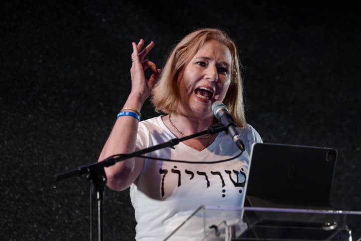 Les manifestations contre le gouvernement se poursuivent