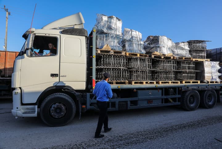 104 camions d’aide humanitaire sont entrés hier à Gaza