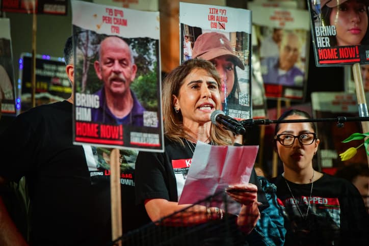 Certaines familles d’otages veulent la démission de Netanyahou: ”Il est le principal obstacle à un accord”