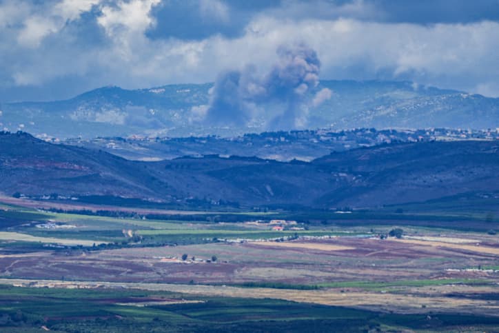 Six drones kamikazes lancés par le Hezbollah en une heure