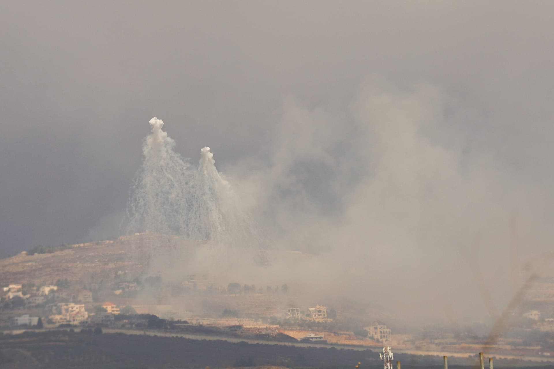 Le Hezbollah tire deux roquettes sur le nord d’Israël, Katz promet une réponse ferme