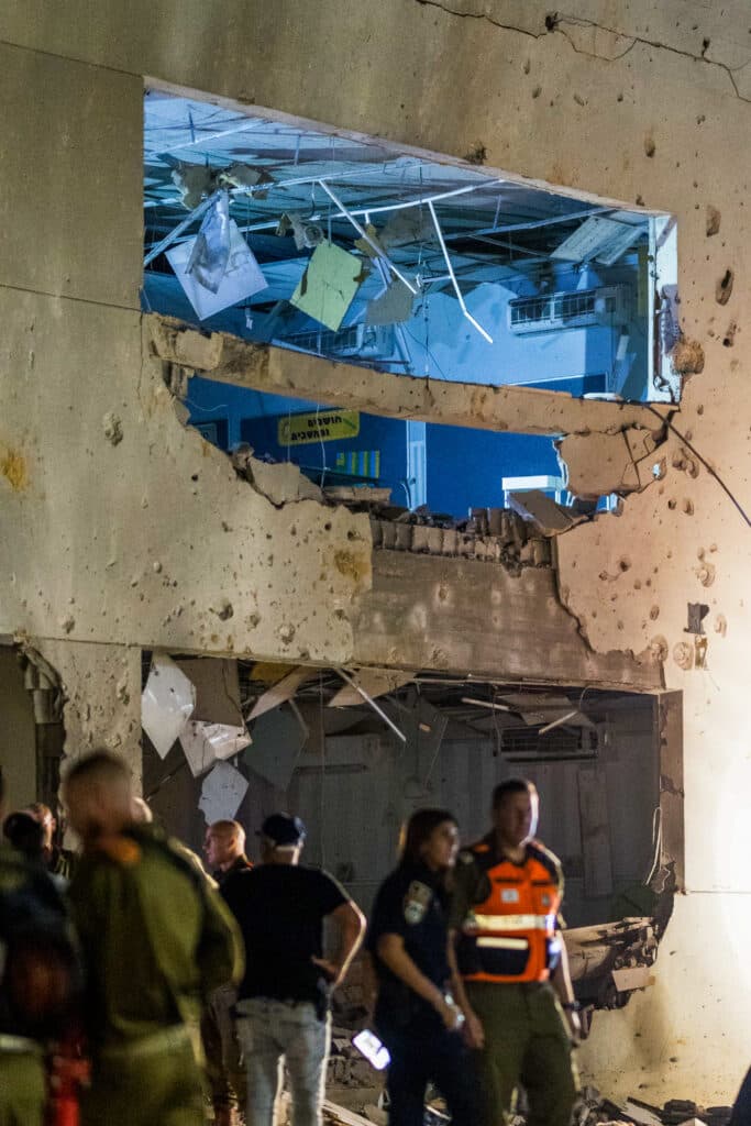 Attaque iranienne: près de 100 maisons endommagées à Hod Hasharon