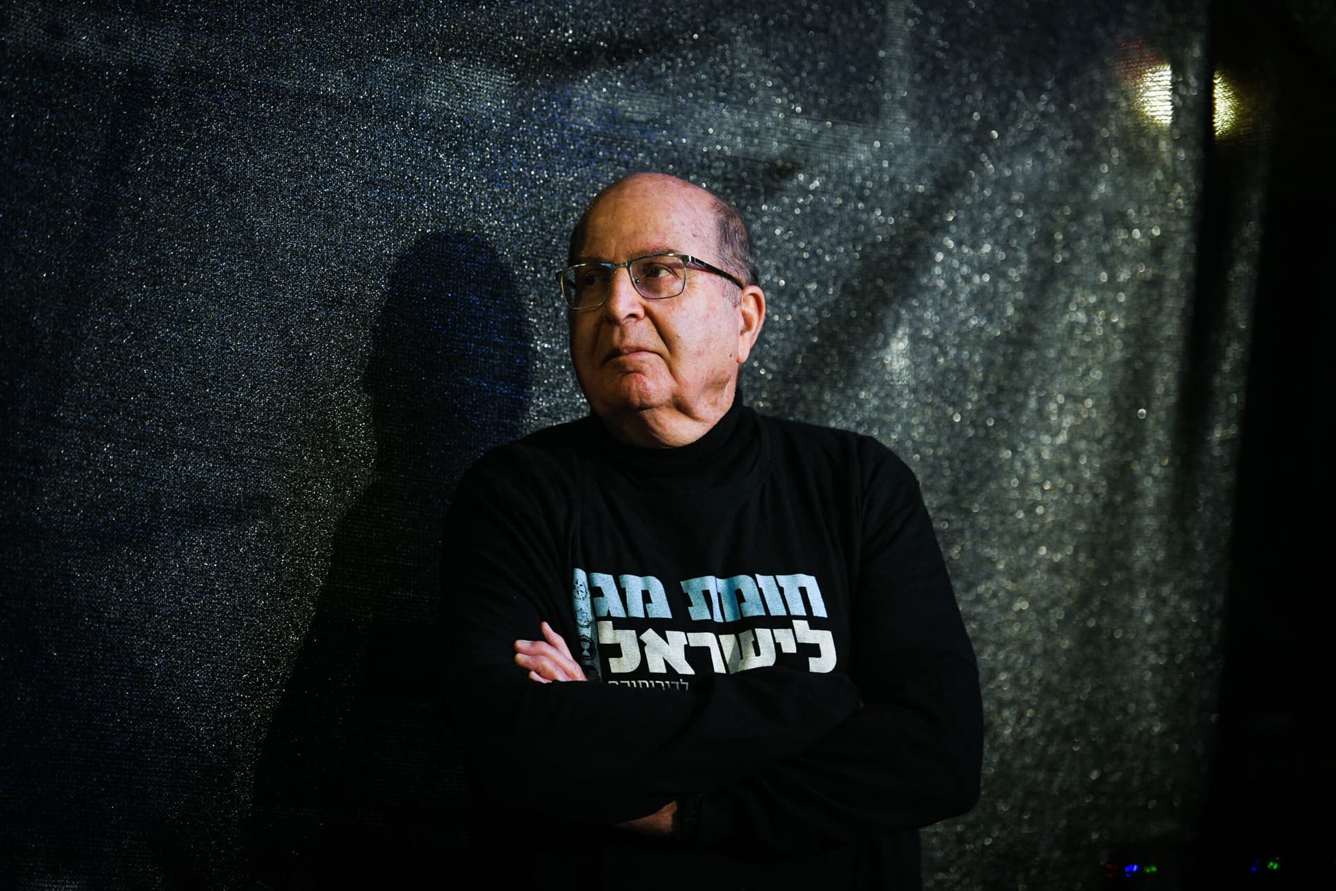 Moshé Yaalon accuse de nouveau publiquement Israël de ”crimes de guerre”