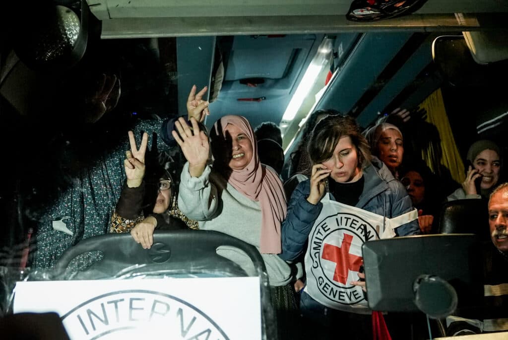 Les terroristes libérés par Israël accueillis en héros à Ramallah