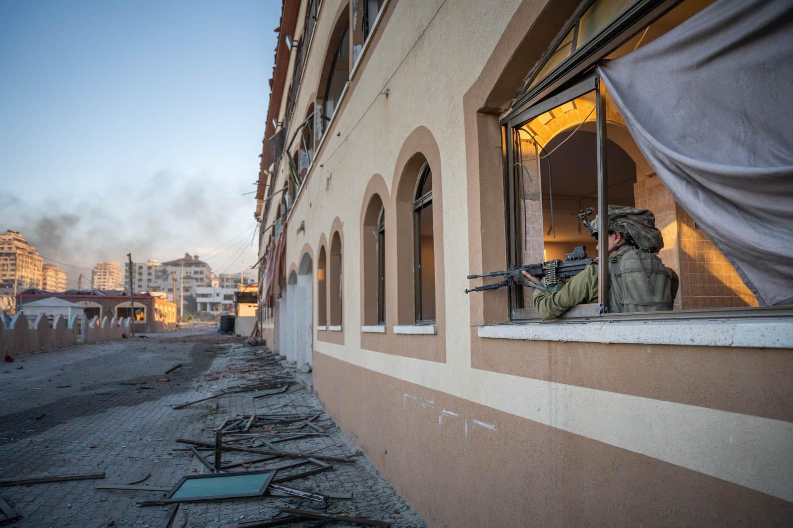 Gaza: Des roquettes lourdes découvertes par Tsahal, des terroristes éliminés dans une école