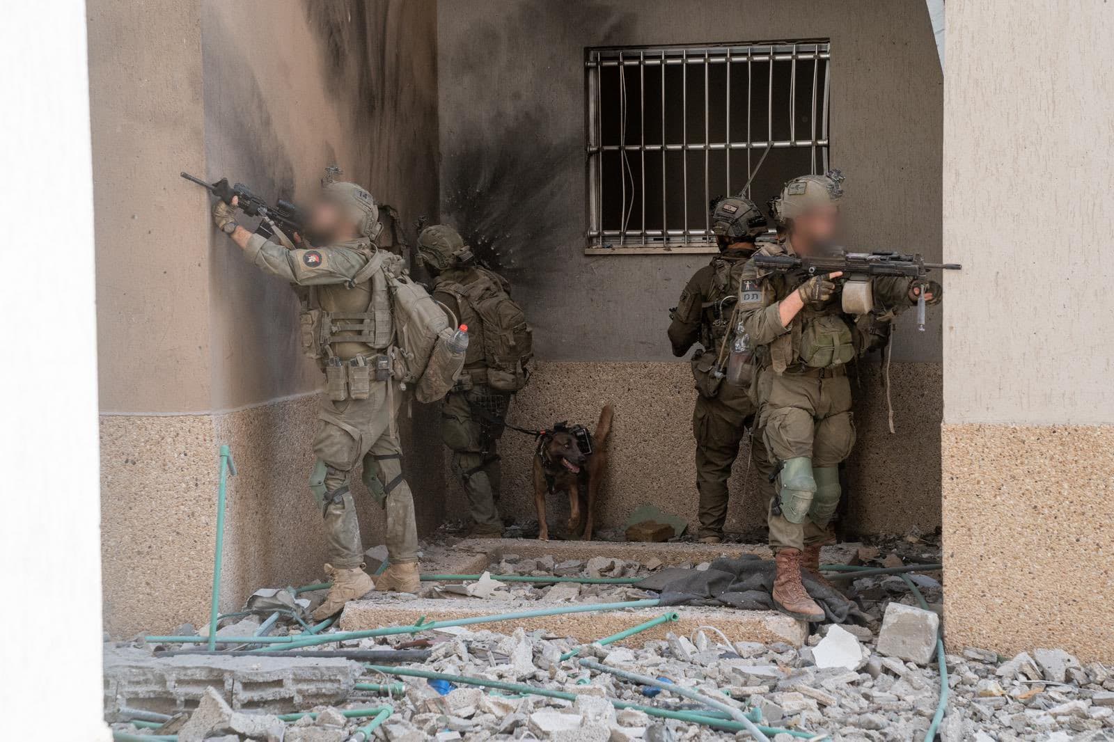 Vidéo: les combats se poursuivent à Khan Younès, un tunnel de 700 mètres détruit