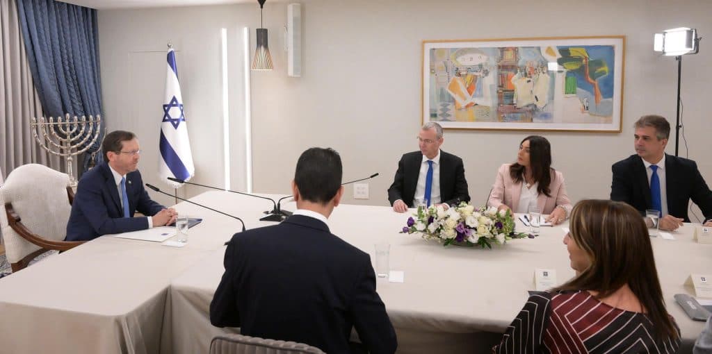 L’étape des »recommandations » a commencé à la résidence présidentielle