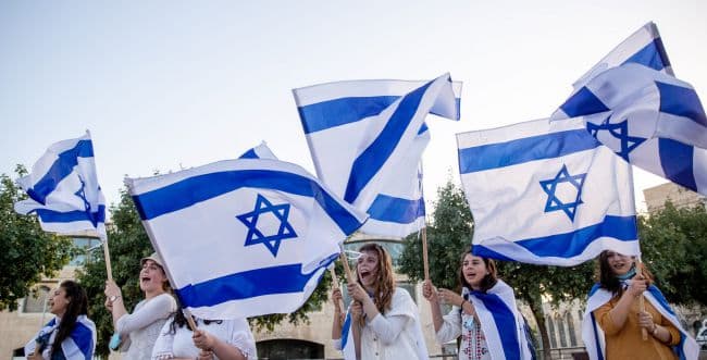 Cabinet : la marche des drapeaux reportée