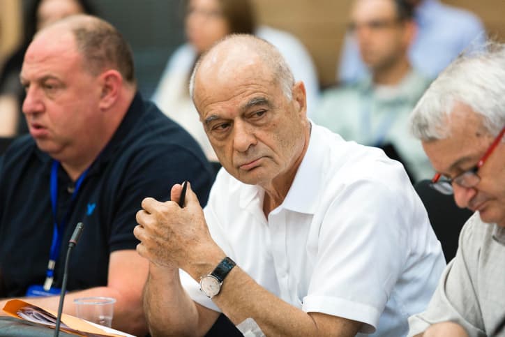 Fiscalité : signal d'alarme du président des Chambres du commerce