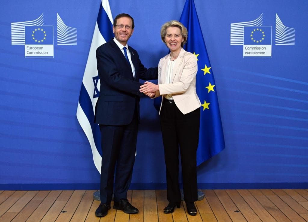 Rencontre entre le Président Herzog et la présidente de la Commission européenne