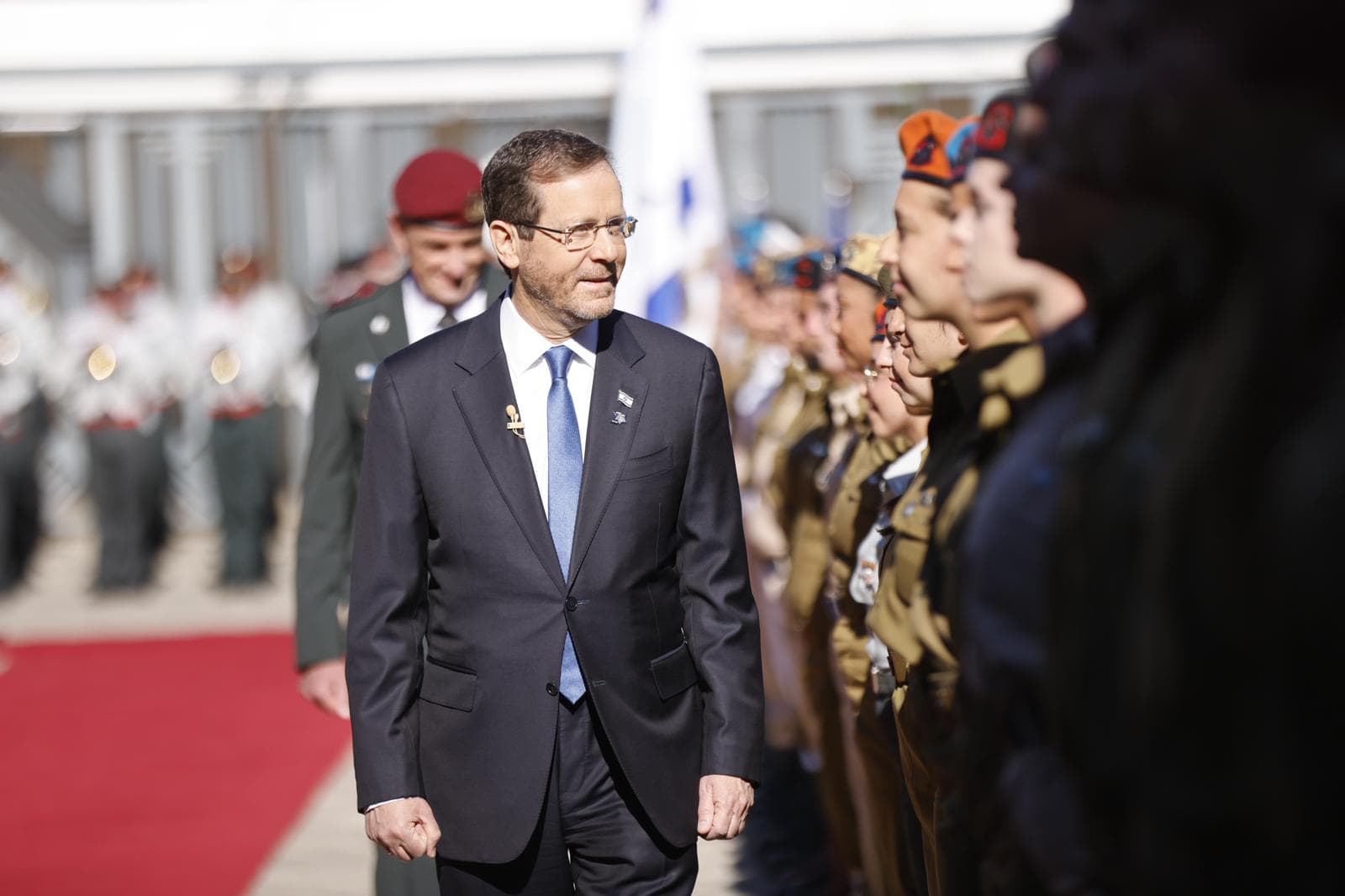 La lauréate du concours biblique international: Emouna Cohen, 17 ans