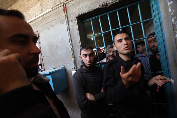 Mort d’un terroriste palestinien en prison, colère au sein de l’Autorité palestinienne