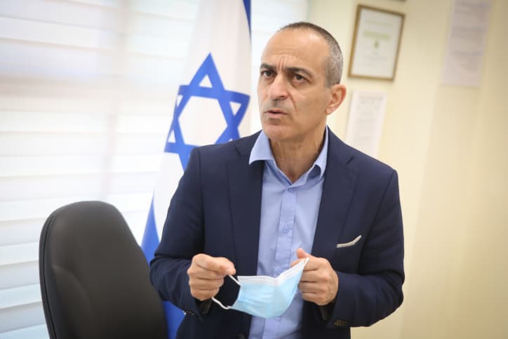 Le Prof. Gamzou annonce une bonne nouvelle...