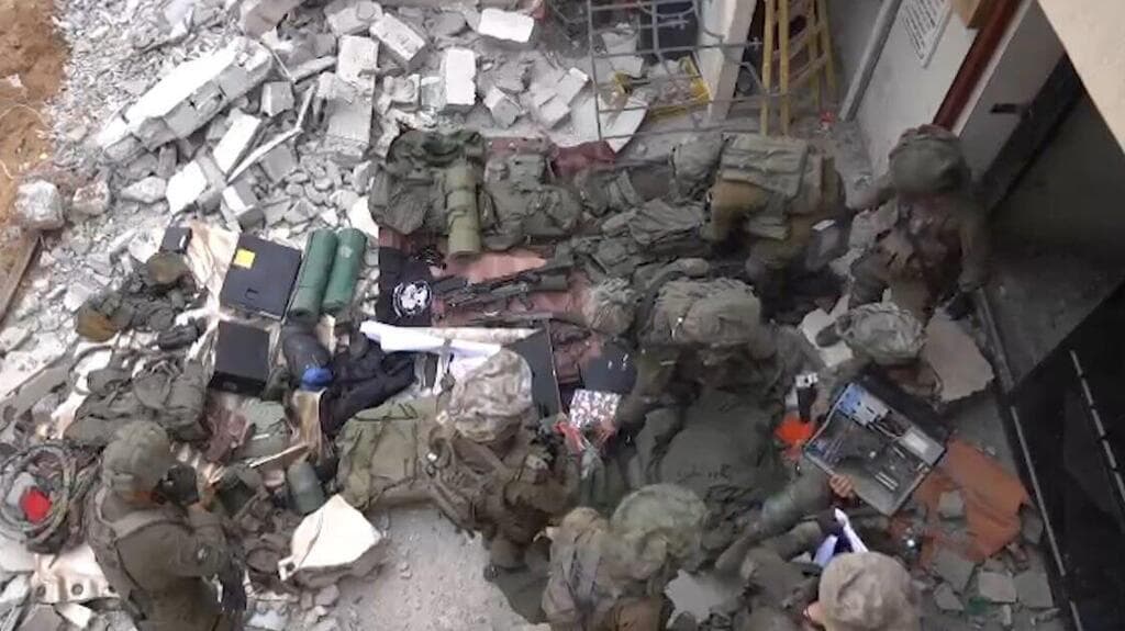 Des soldats de Golani ont retrouvé à Gaza du matériel leur appartenant volé le 7 octobre