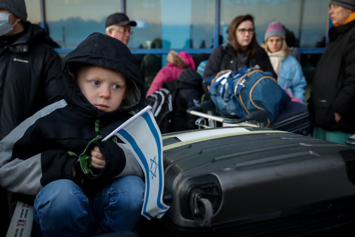 Shaked sur les réfugiés ukrainiens : "On ne peut pas continuer à ce rythme''