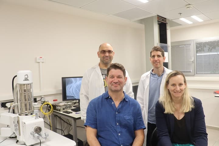 La solution aux émissions de carbone? Les chercheurs de l’Université de Tel-Aviv ont réussi à produire de l’hydrogène « vert » à haut rendement et à faible coût