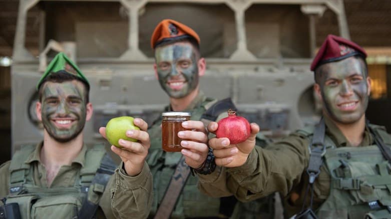 5 tonnes de miel, 4 tonnes de pommes: Tsahal est prêt pour le seder de Rosh Hashana