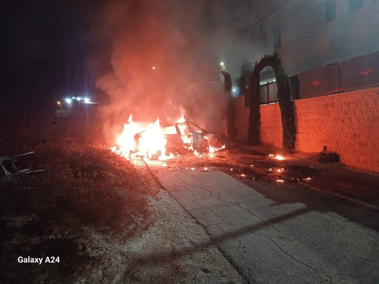 Des émeutiers juifs ont attaqué un village palestinien