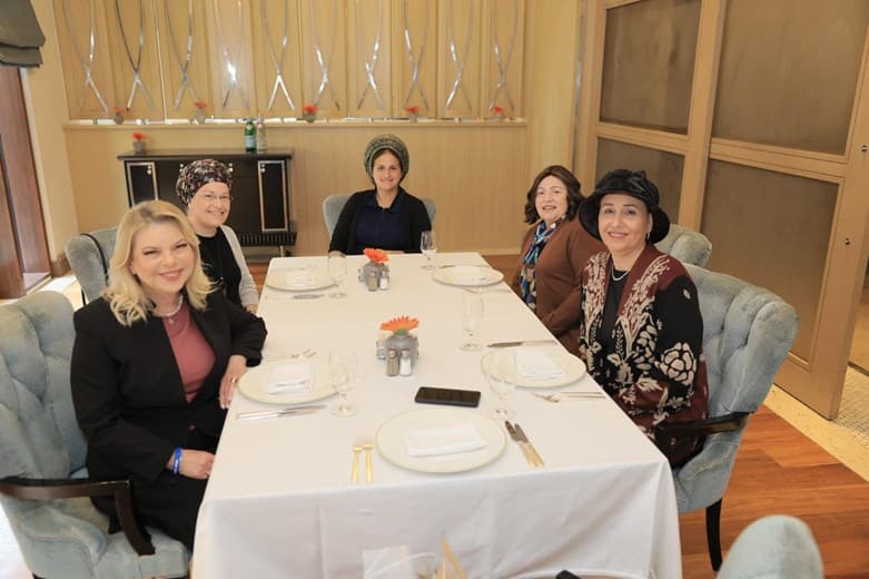 Sarah Netanyahou a réuni les femmes des chefs de partis de la coalition